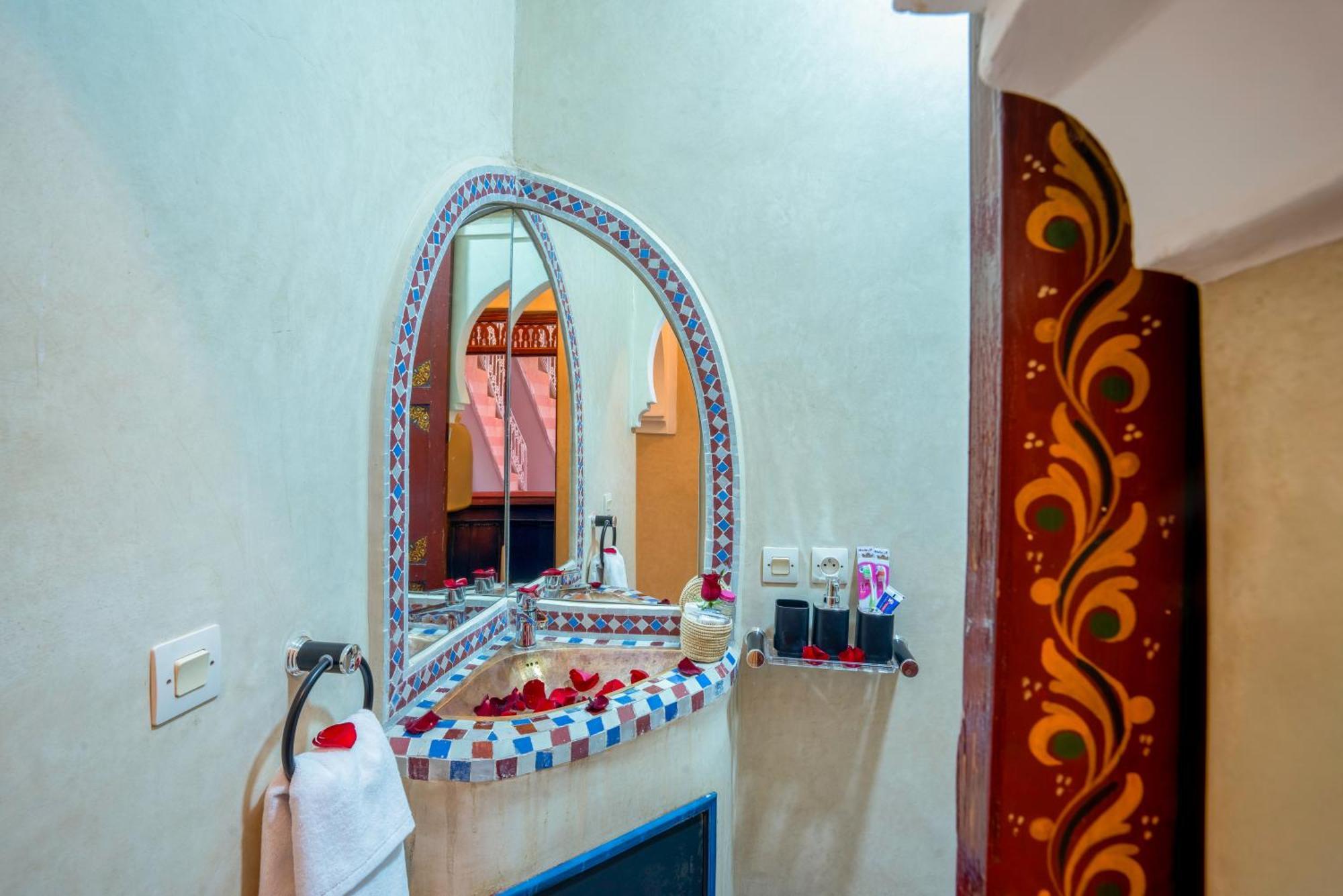 Riad Le Graff Pink Marrakesh Exterior foto